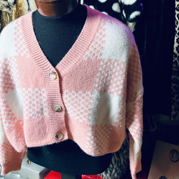 Timing Pink and White Checkerboard Sweater - Picture 2 of 7